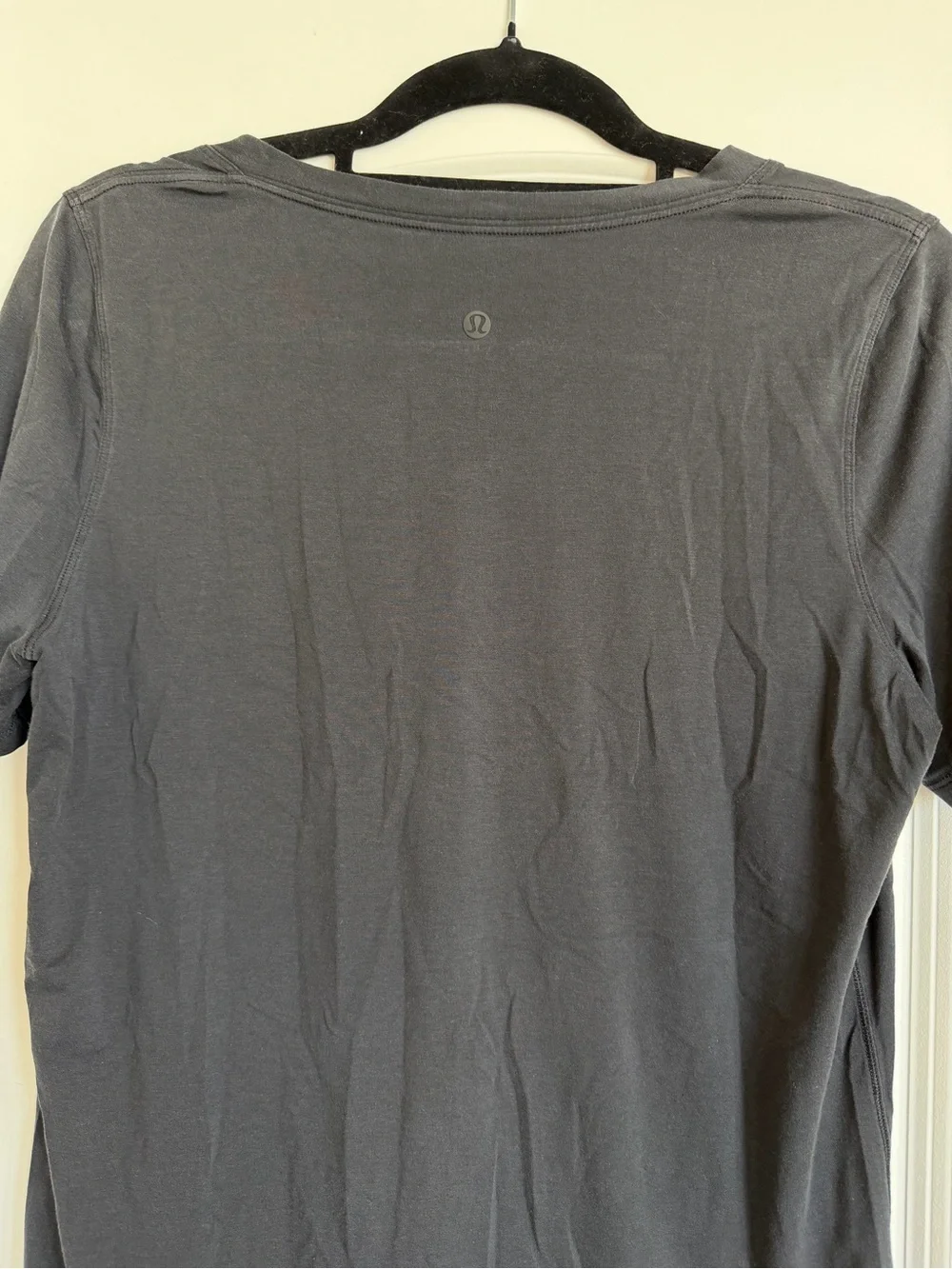 lululemon athletica black neck